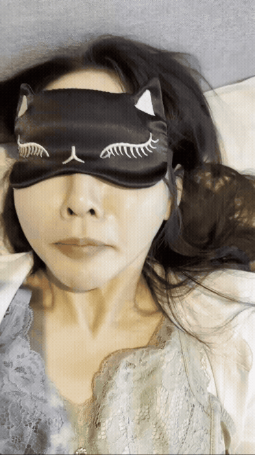 约了一个极品一线馒头逼的妹妹，一直喊疼不要。肯定没做过几次爱的 图片3